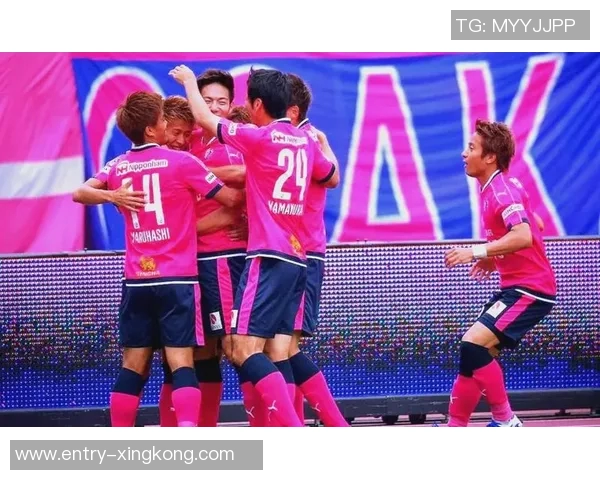 鹿岛鹿角迎战板阪樱花展开激烈对决期待精彩瞬间与精彩进球的碰撞